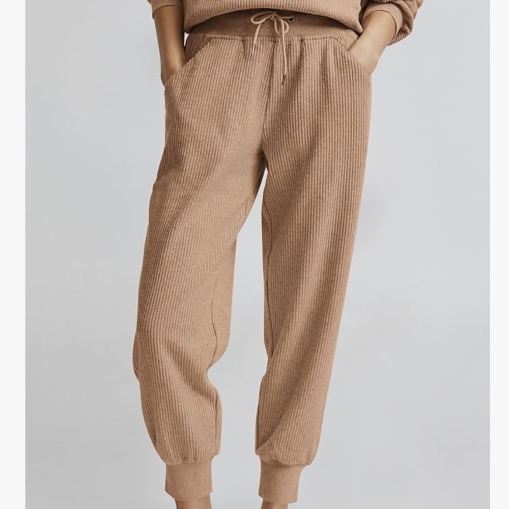 pretty garden 2 piece jogger set - Picture 2 of 4